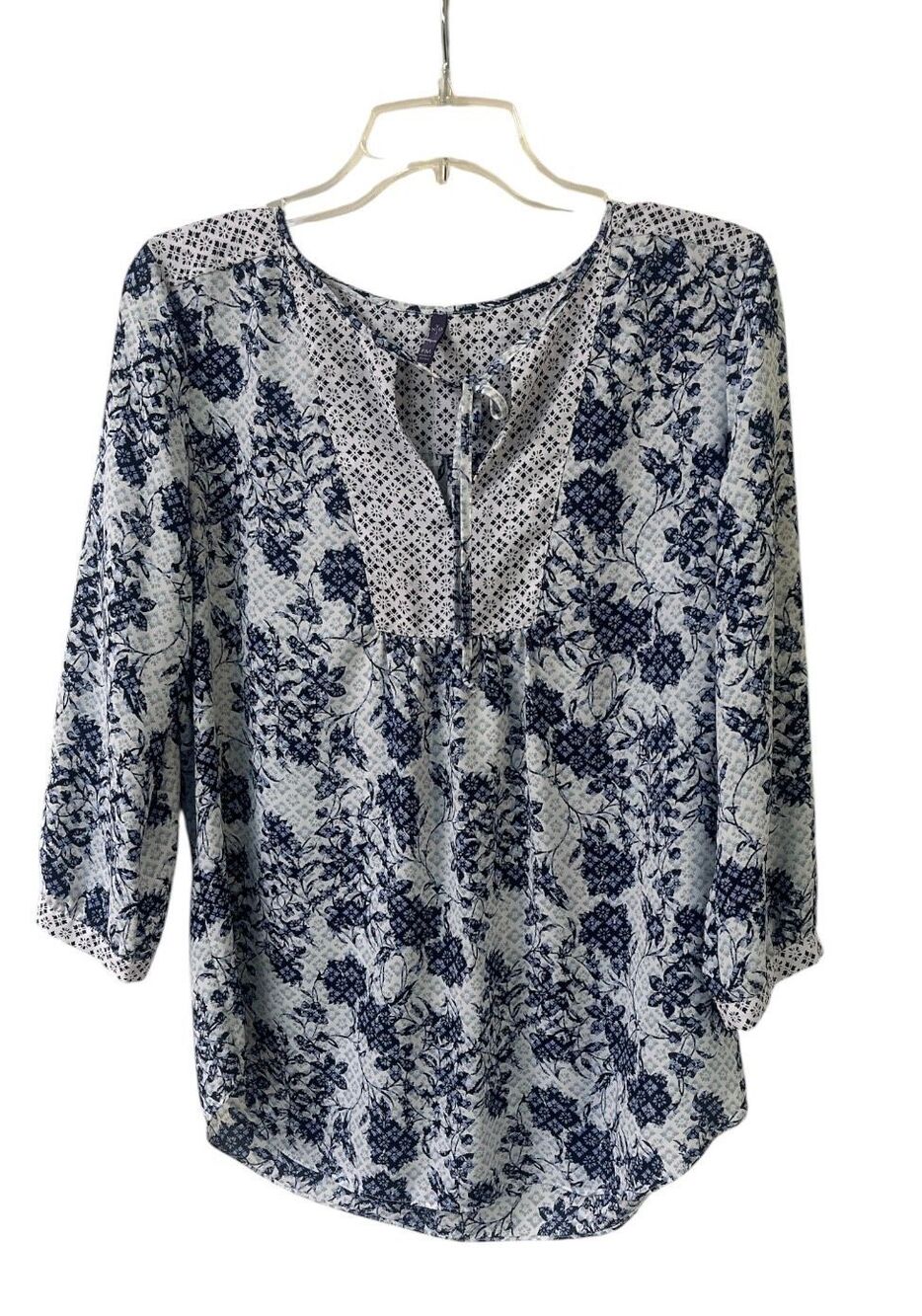 NYDJ Not Your Daughter’s Jeans pullover style blouse contrast bodice sz petite m